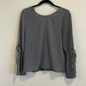 Tavik +‎ Blouse in Size Small